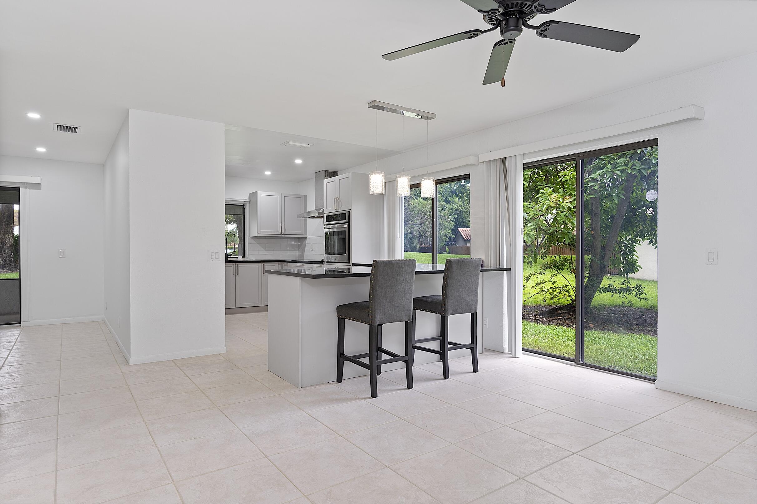 COUNTRY ISLES PATIO HOMES - Residential