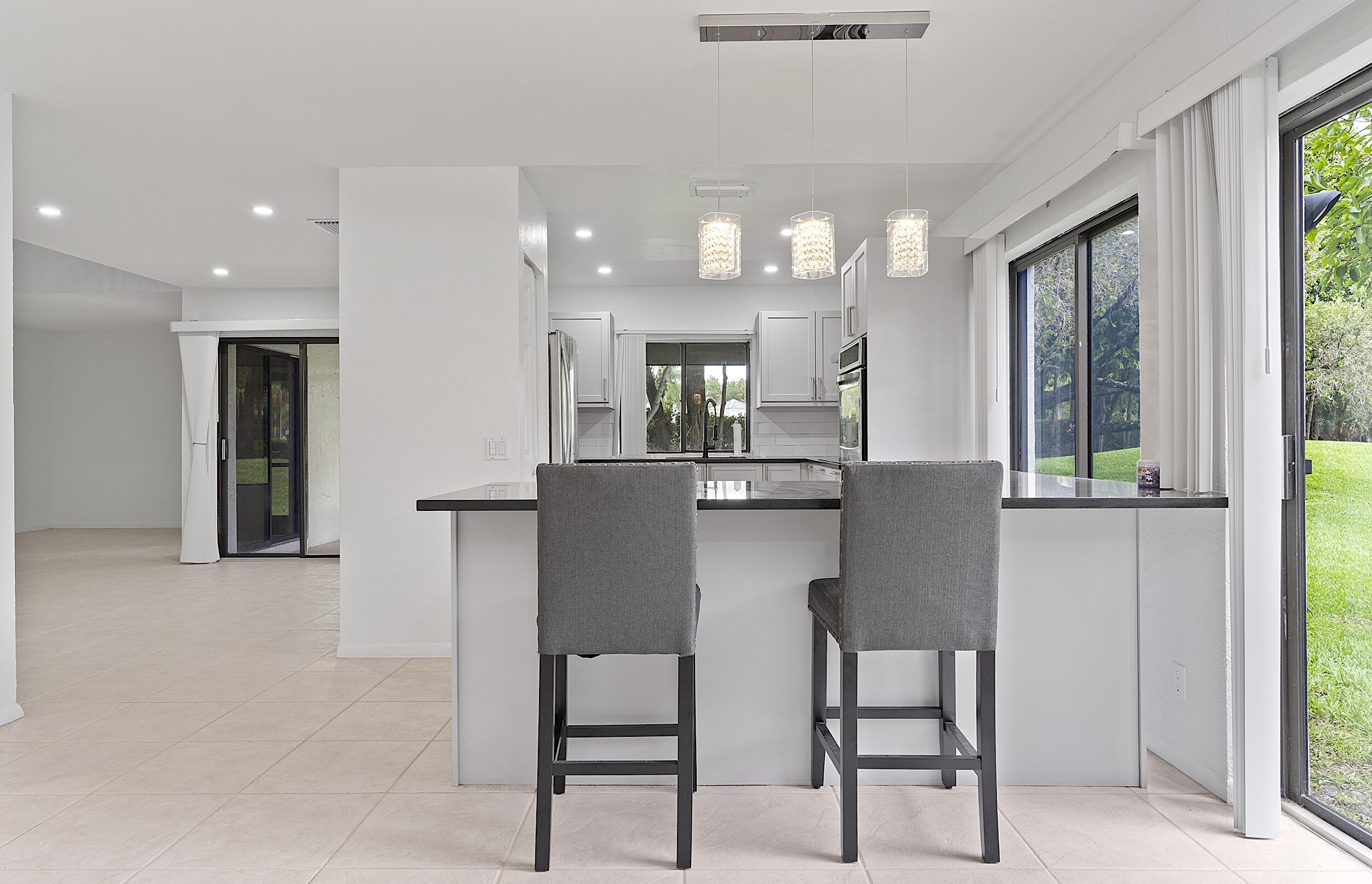 COUNTRY ISLES PATIO HOMES - Residential