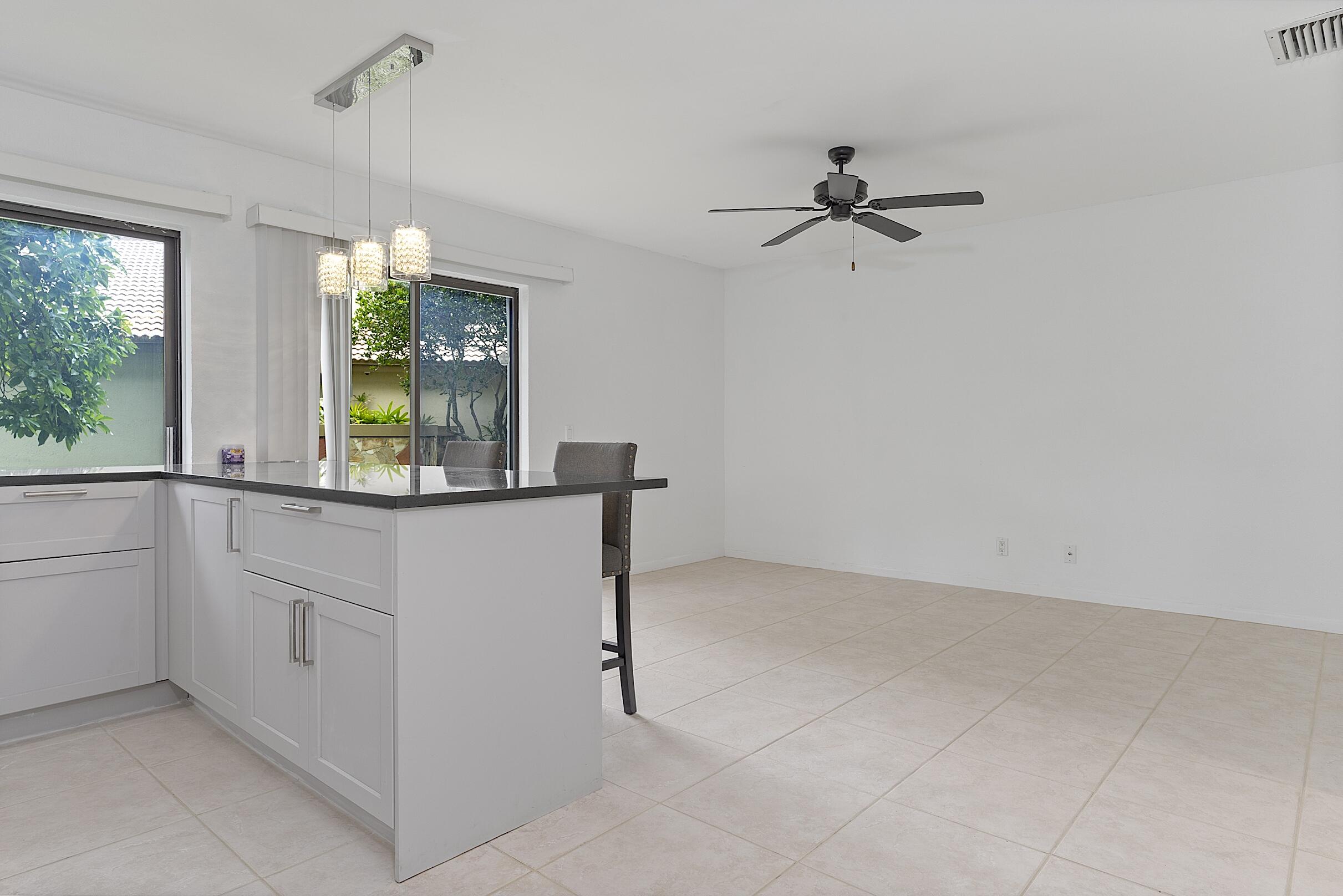 COUNTRY ISLES PATIO HOMES - Residential