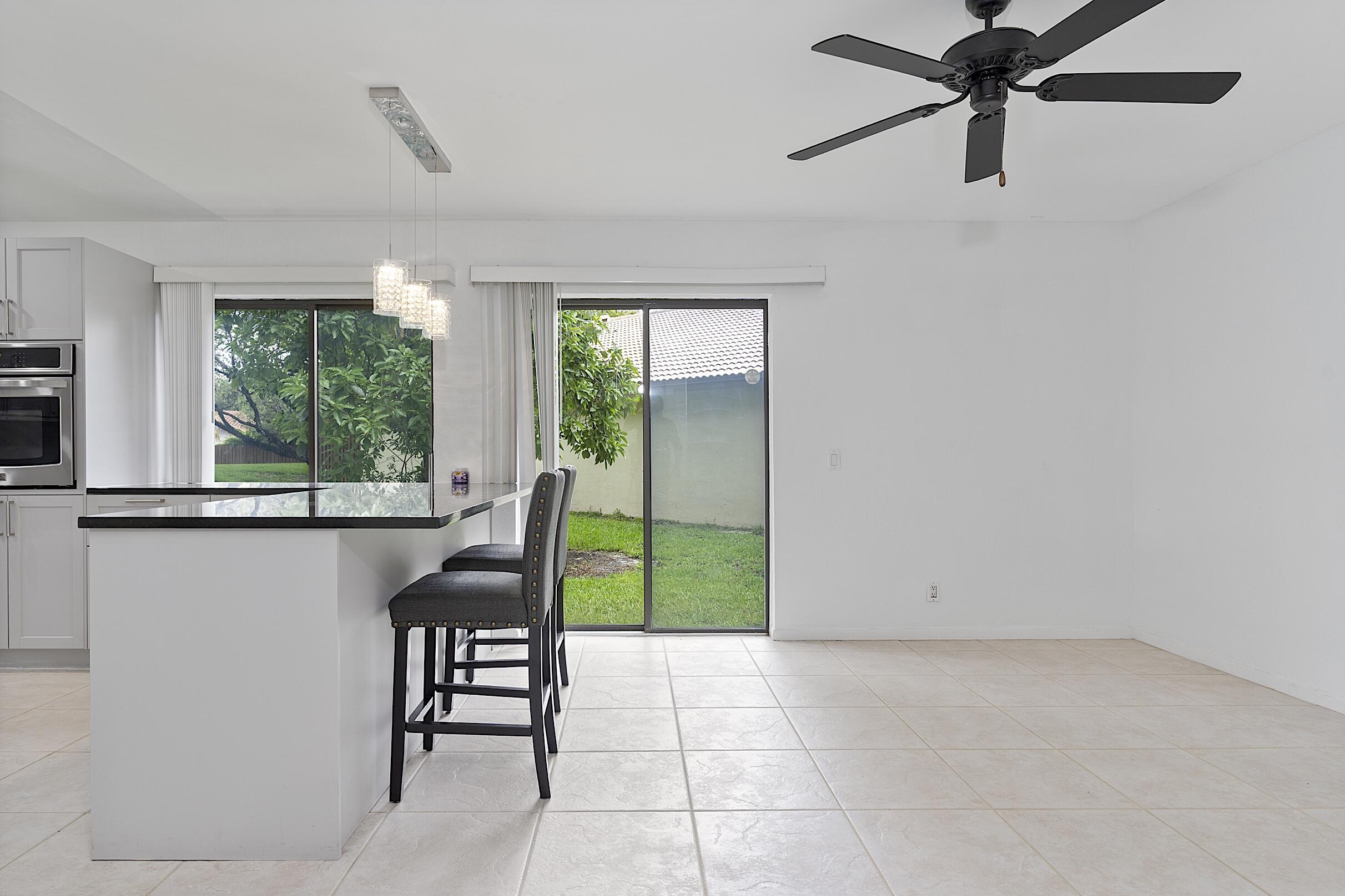 COUNTRY ISLES PATIO HOMES - Residential