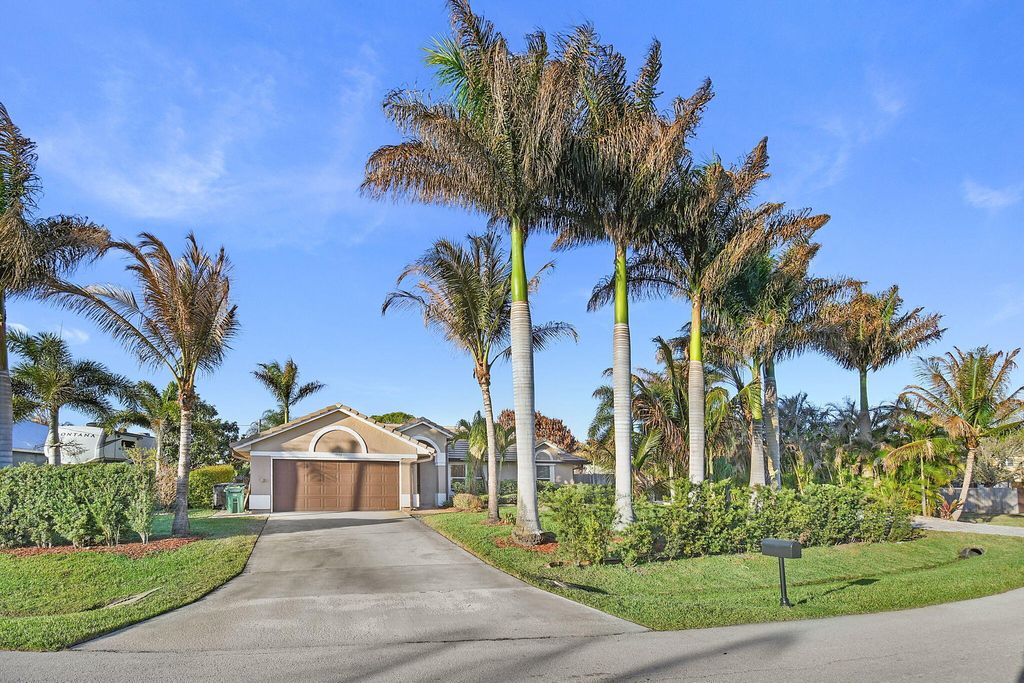 Photo of 1573 SW Calmar Avenue, Port Saint Lucie, FL 34953 (MLS # B26005043)