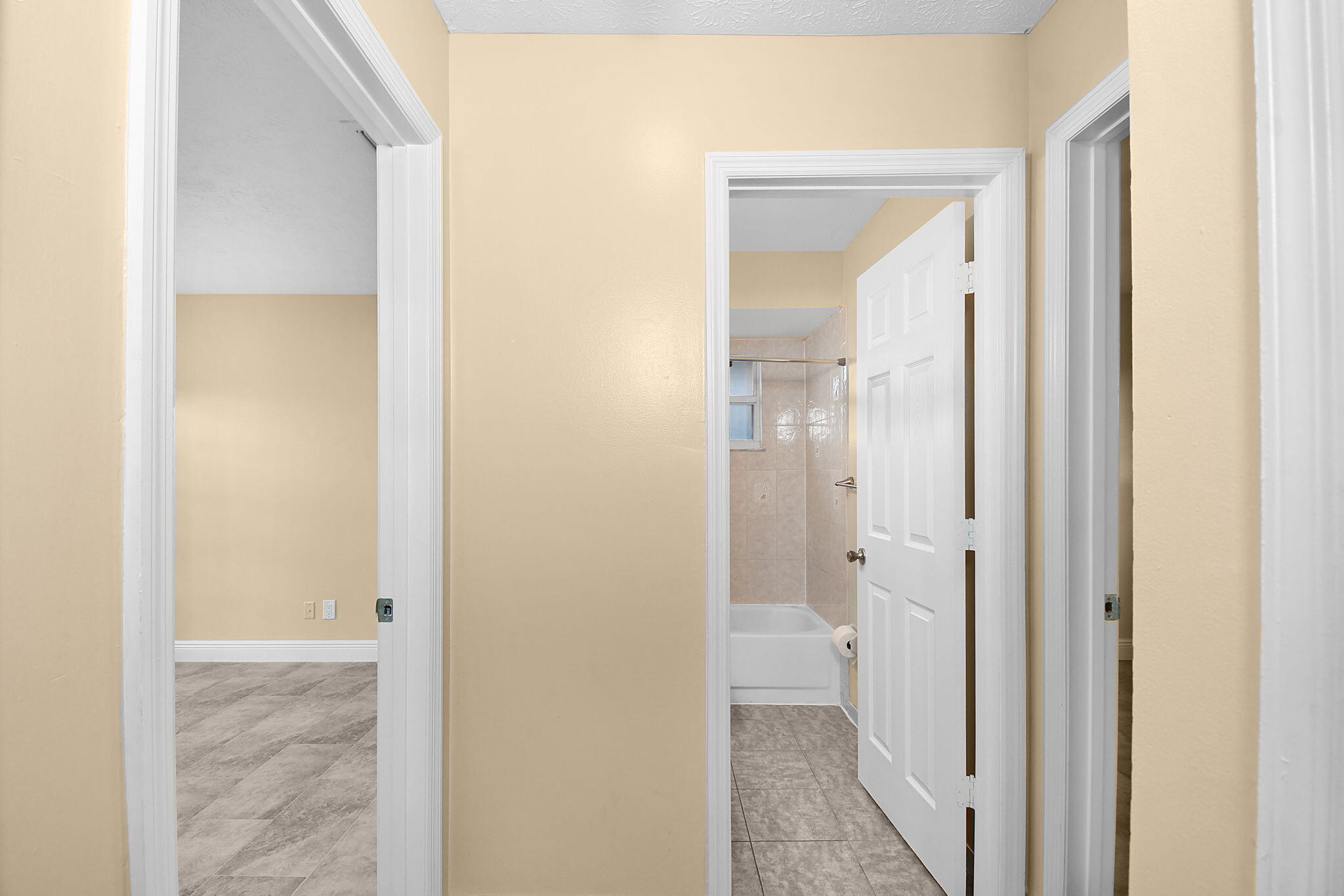 PORT ST LUCIE SECTION 33 - Residential Lease