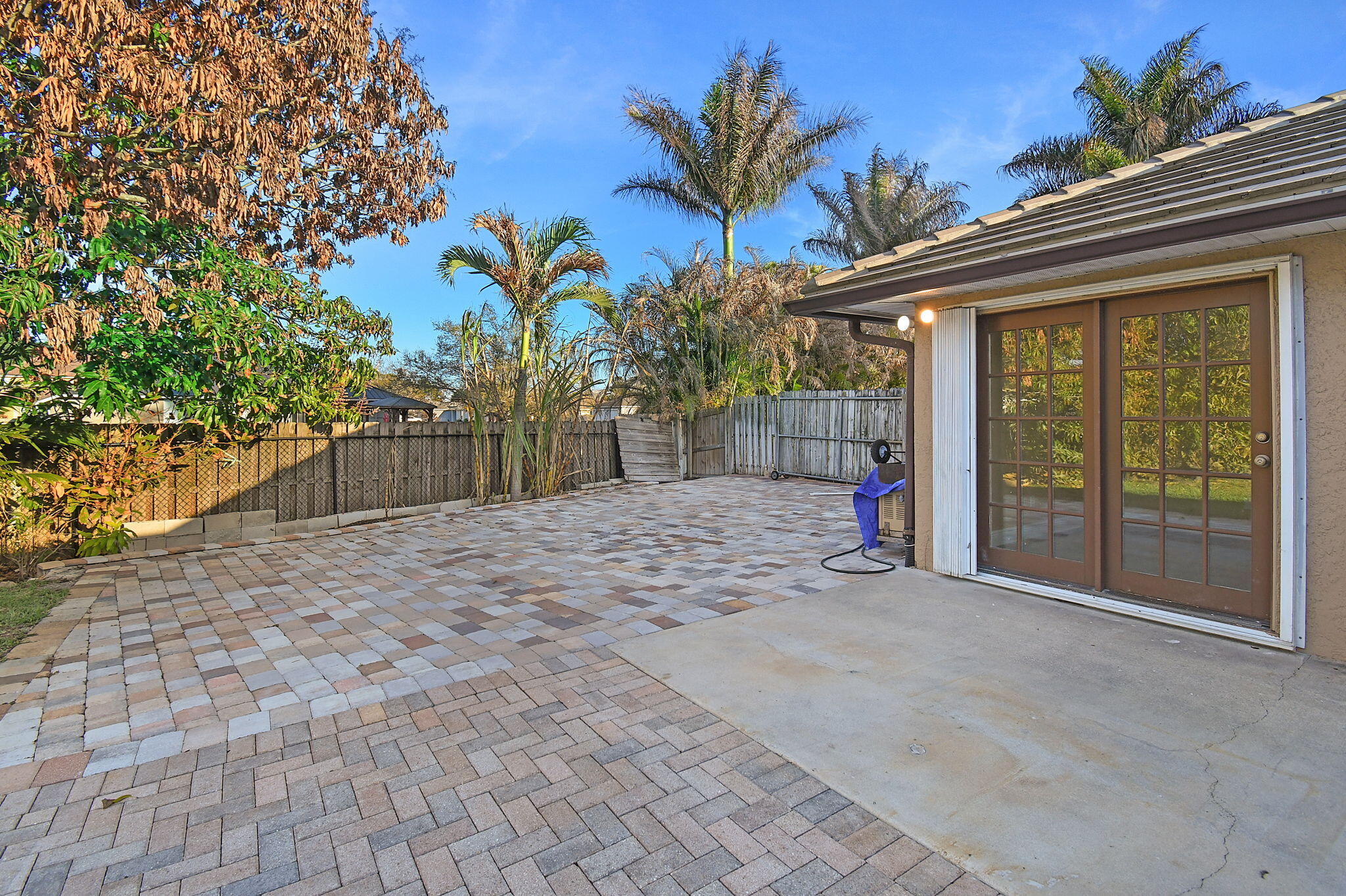 PORT ST LUCIE SECTION 33 - Residential Lease