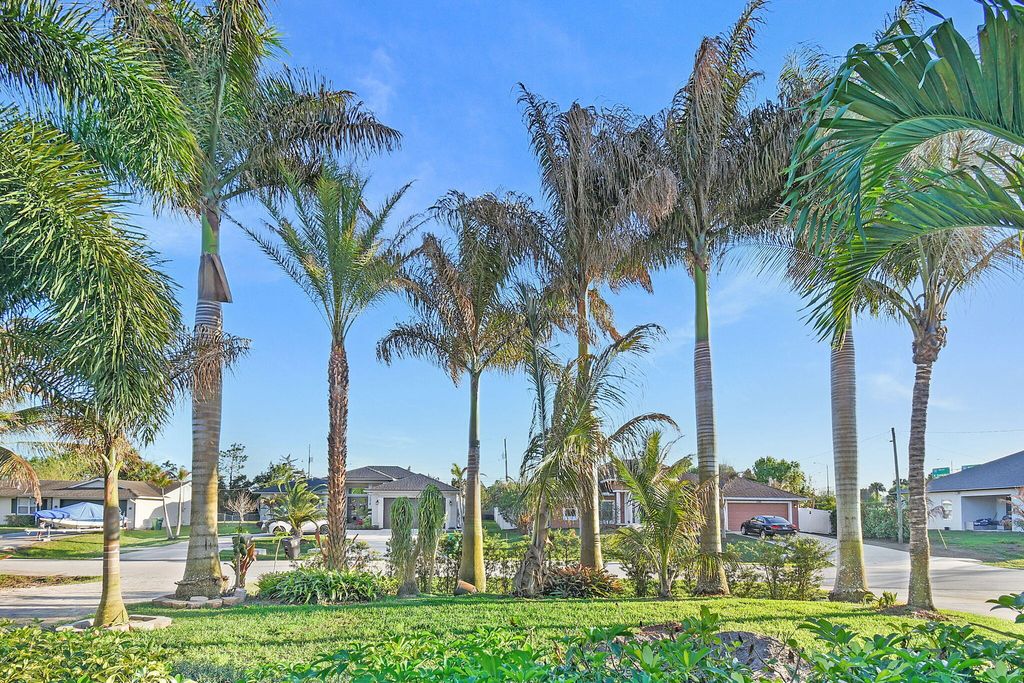 Photo of 1573 SW Calmar Avenue, Port Saint Lucie, FL 34953 (MLS # B26005043)