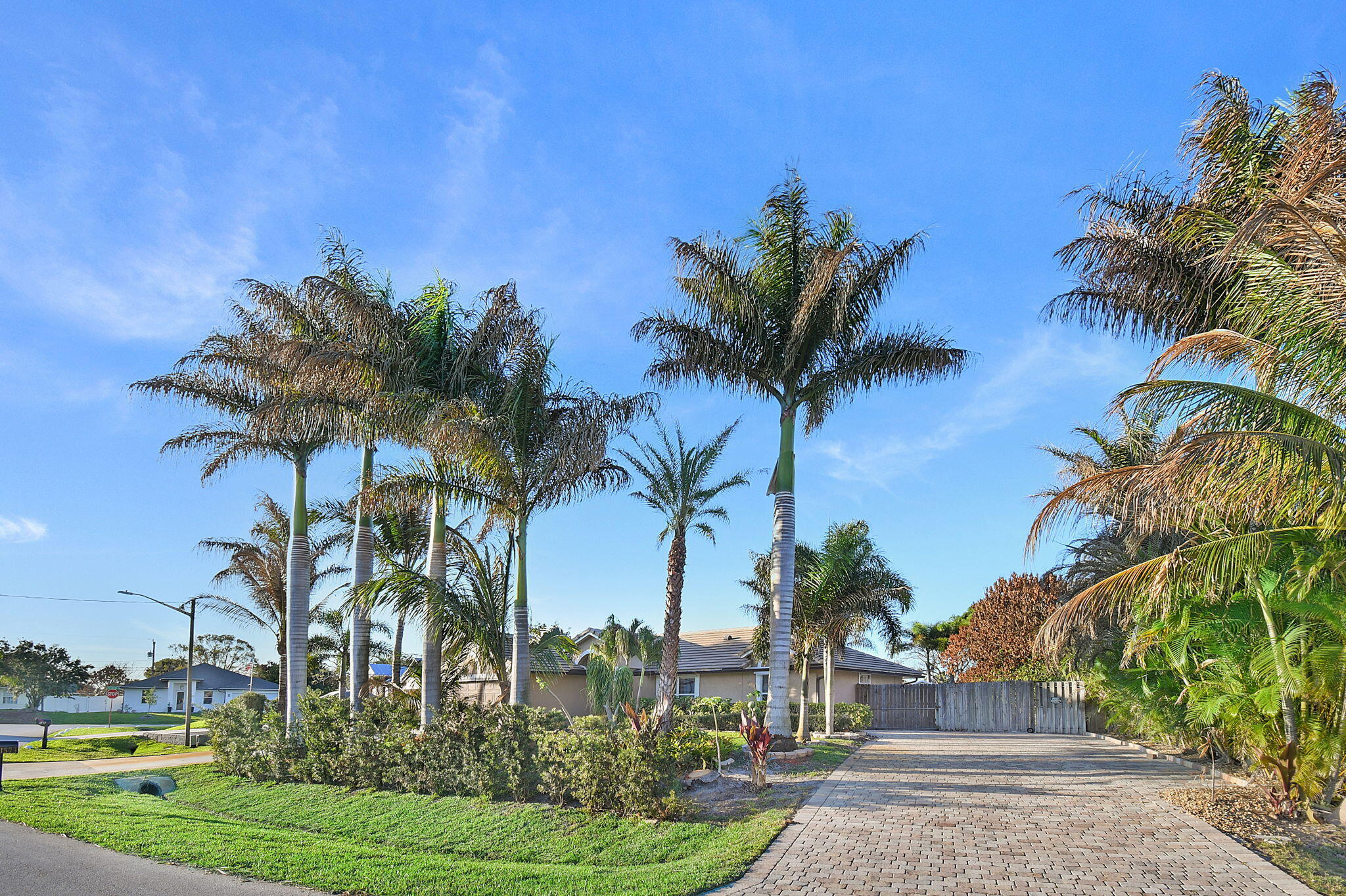 PORT ST LUCIE SECTION 33 - Residential Lease