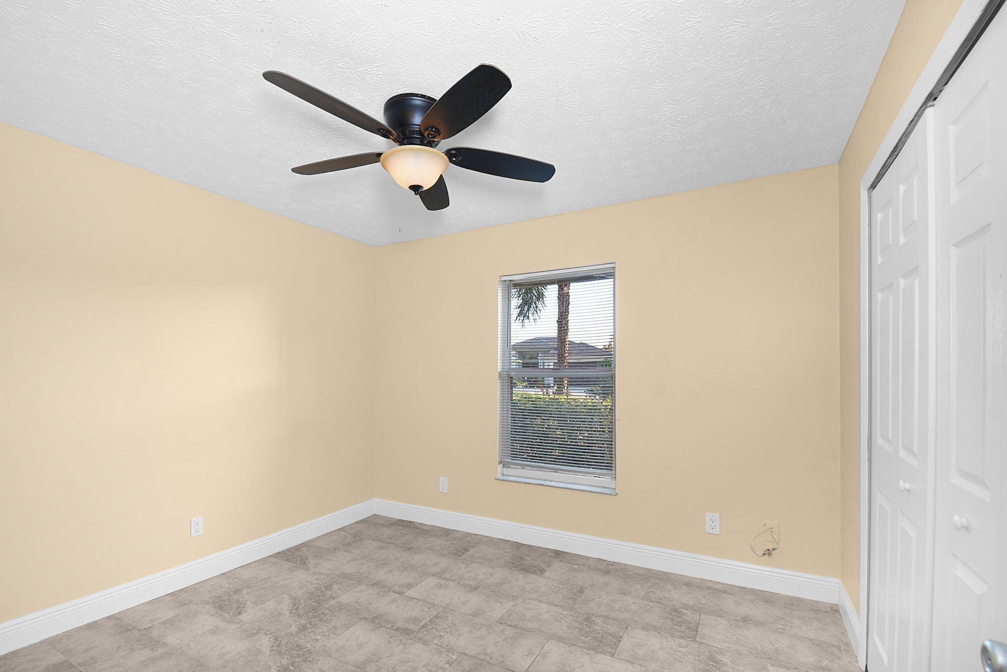 PORT ST LUCIE SECTION 33 - Residential Lease