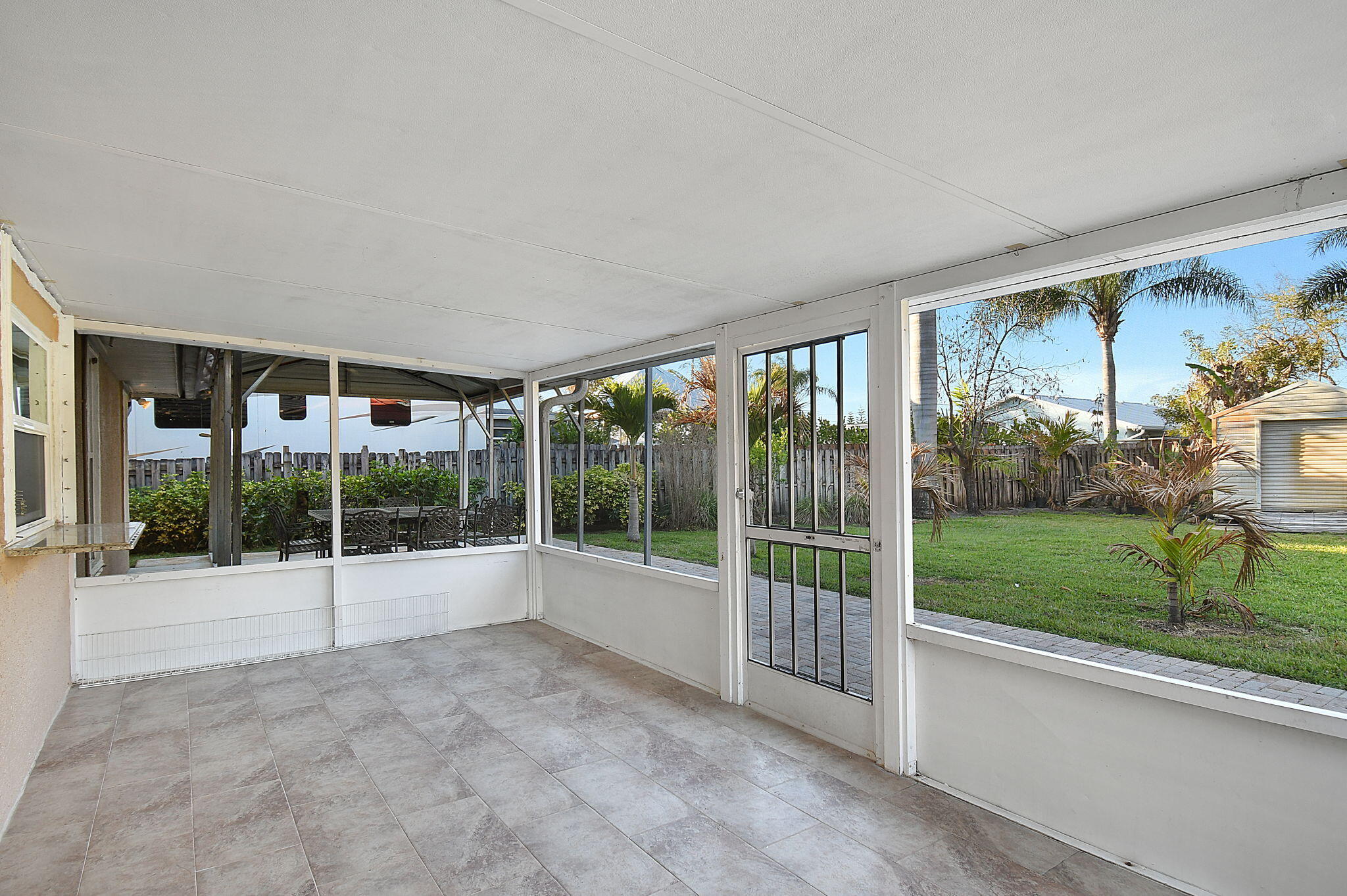 PORT ST LUCIE SECTION 33 - Residential Lease