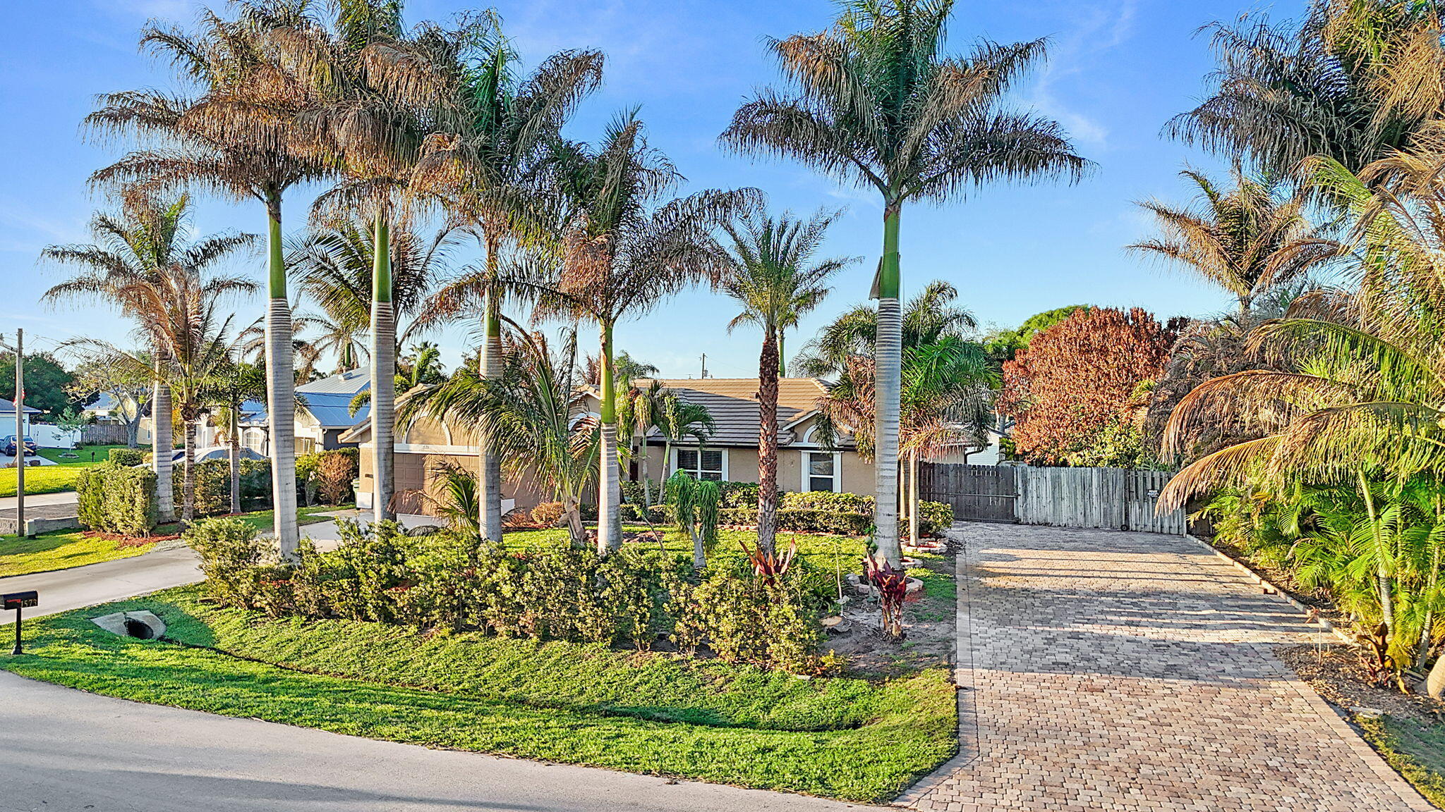 PORT ST LUCIE SECTION 33 - Residential Lease