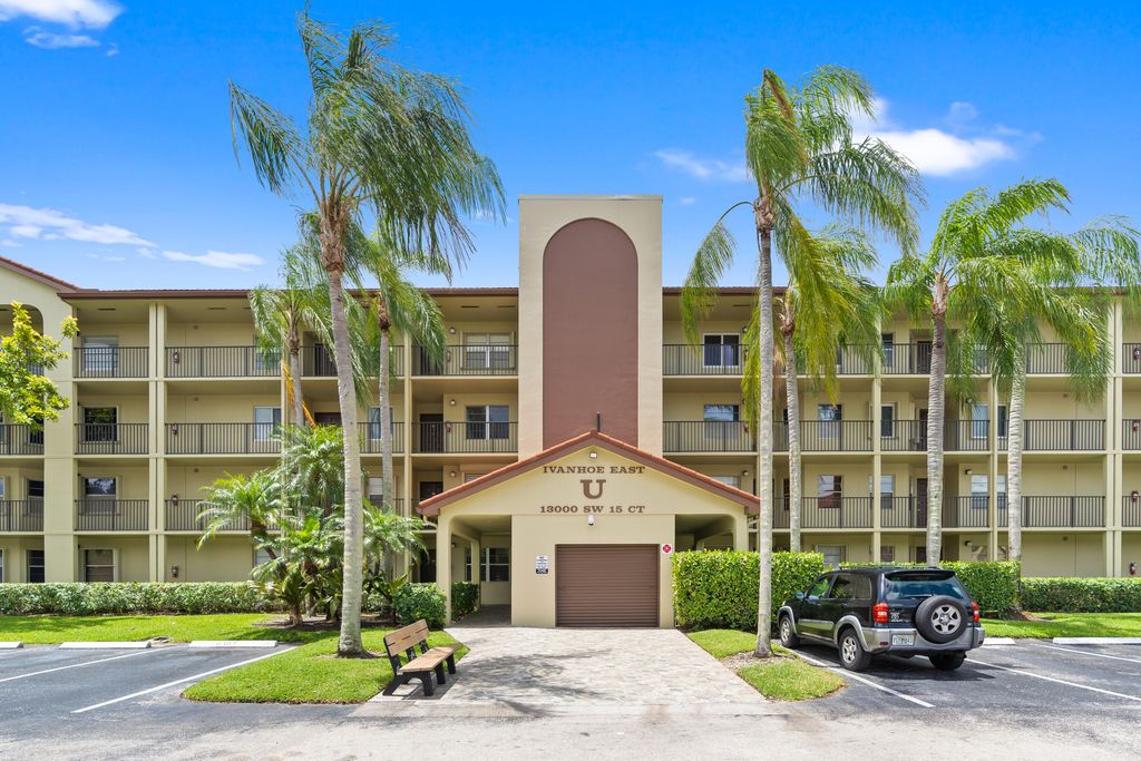 Photo of 13000 SW 15th Court #311u, Pembroke Pines, FL 33027 (MLS # B26032029)