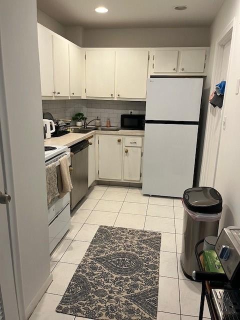 View photos, virtual tours, details... 1950 N Andrews Avenue 210d