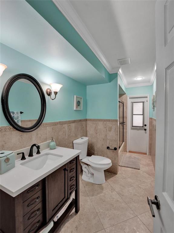 ROYAL PALM VILLAGE - Residential