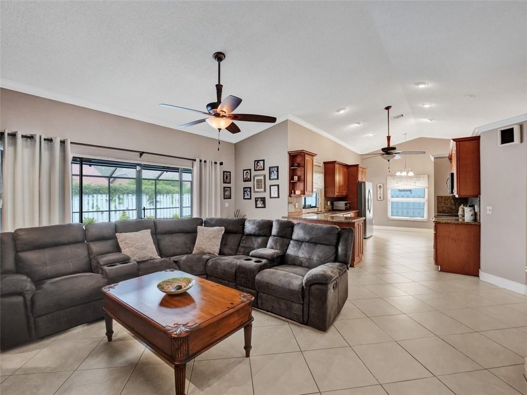 ROYAL PALM VILLAGE - Residential