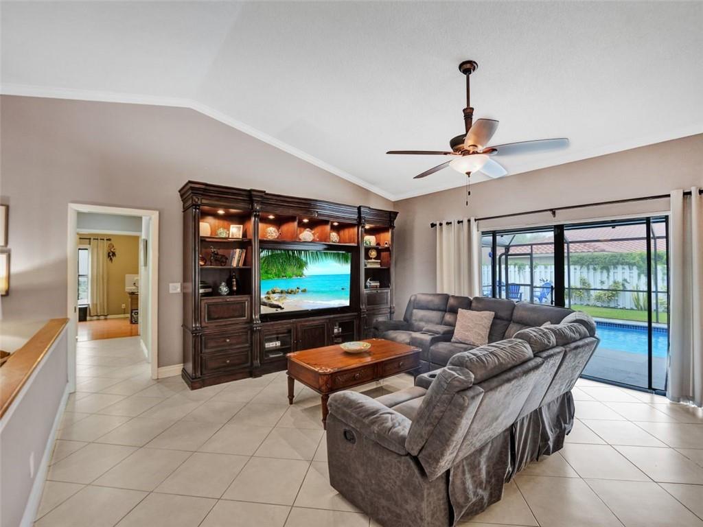 ROYAL PALM VILLAGE - Residential