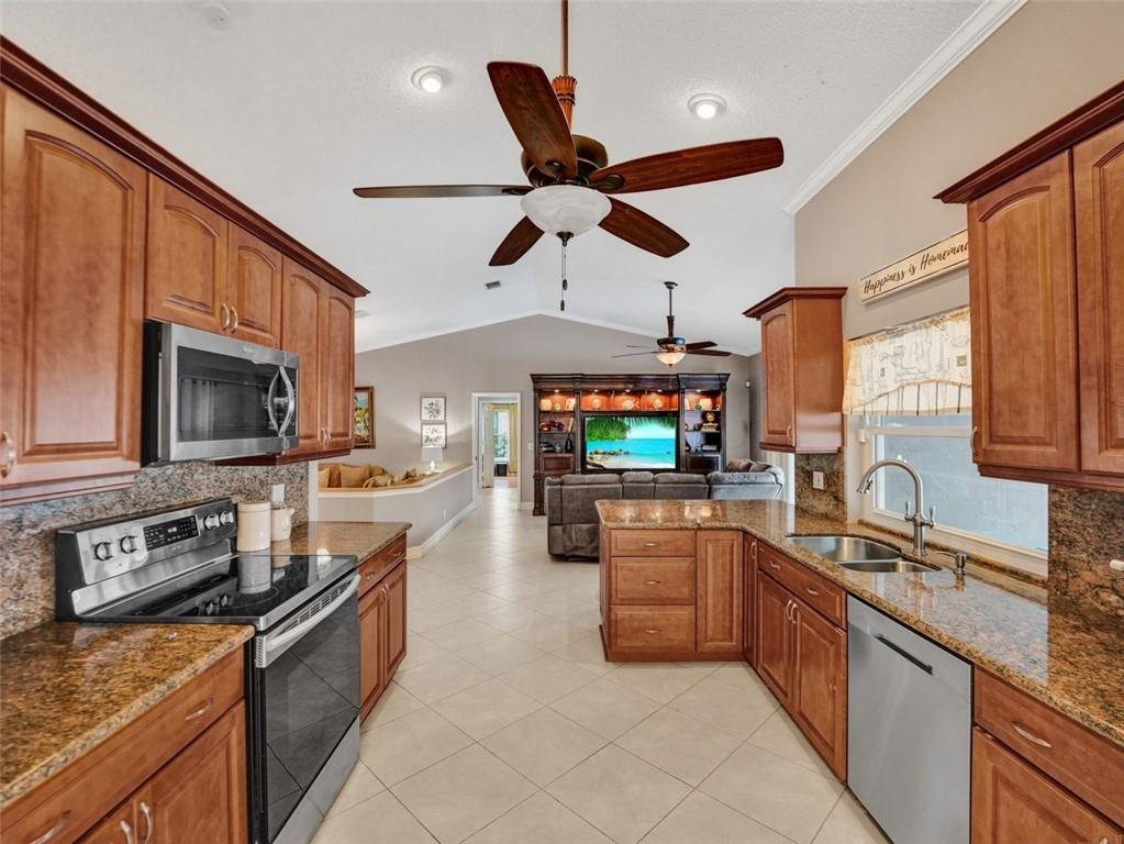 ROYAL PALM VILLAGE - Residential