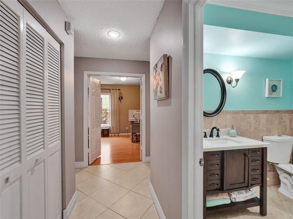 ROYAL PALM VILLAGE - Residential