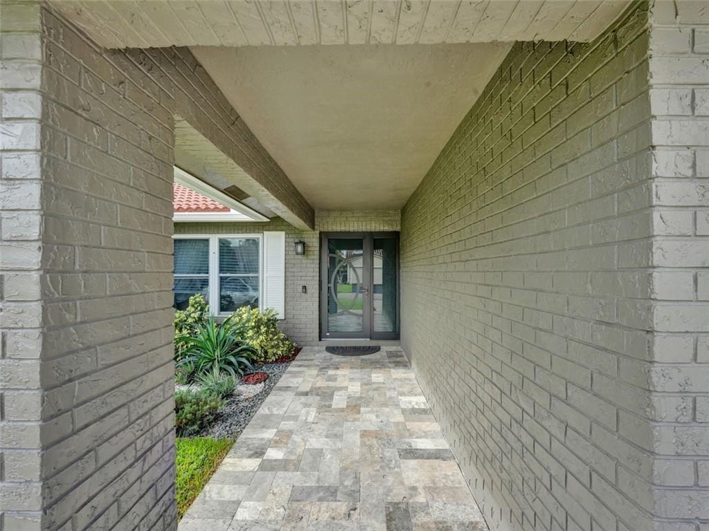 ROYAL PALM VILLAGE - Residential