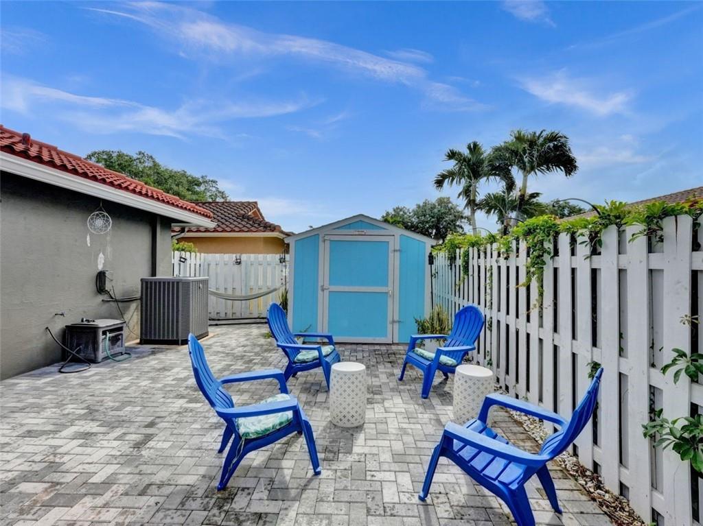 ROYAL PALM VILLAGE - Residential