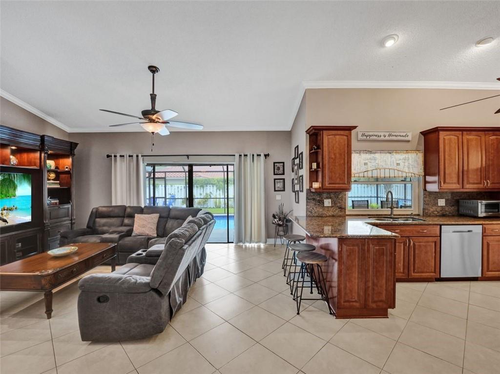 ROYAL PALM VILLAGE - Residential