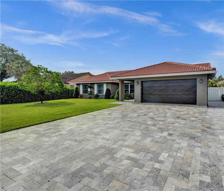 ROYAL PALM VILLAGE - Residential