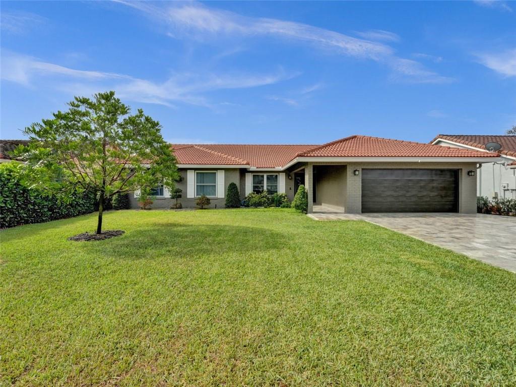 ROYAL PALM VILLAGE - Residential