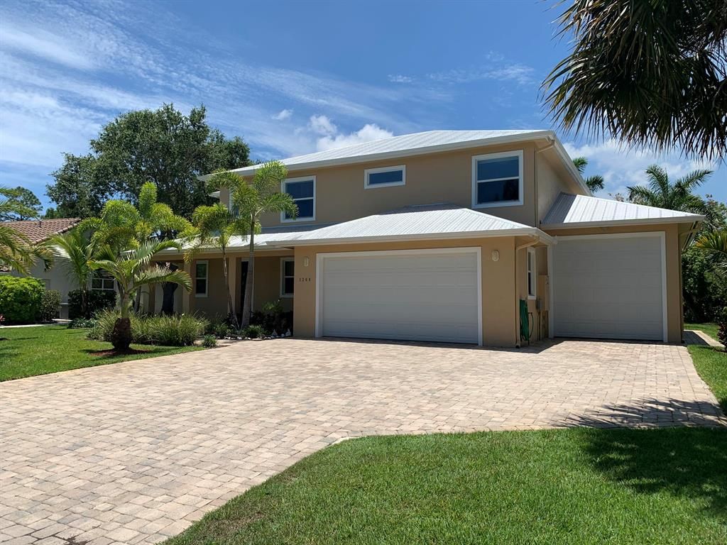 Photo of 5260 SW Landing Creek Drive, Palm City, FL 34990 (MLS # R10724173)