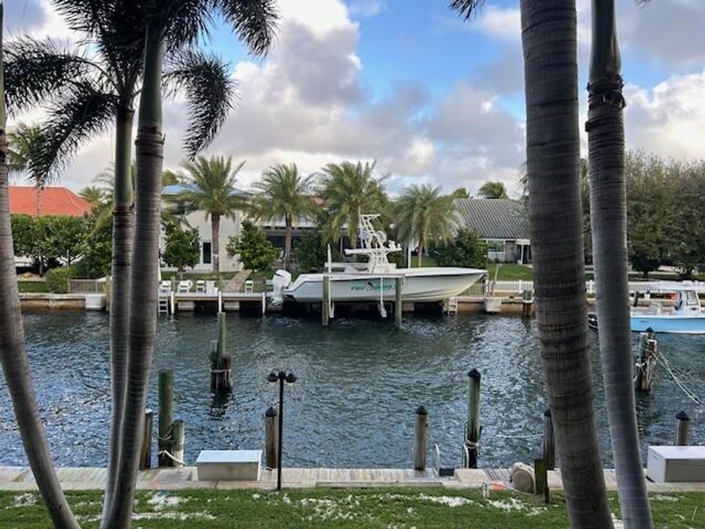 Photo of 109 Paradise Harbour Boulevard #206, North Palm Beach, FL 33408 (MLS # R11046836)