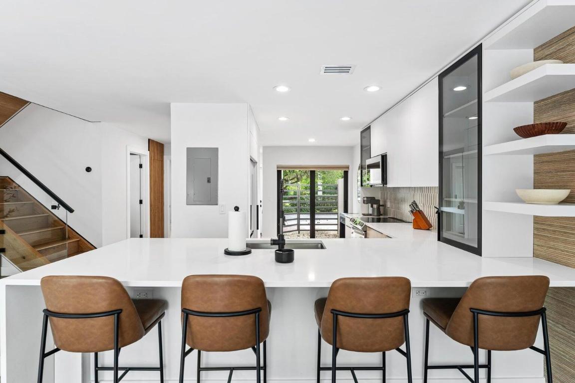 BOCA ESTE CONDO - Residential