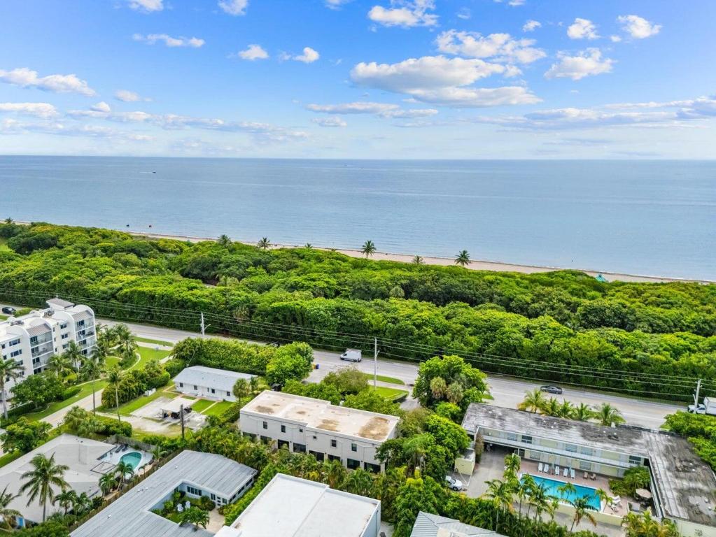 BOCA ESTE CONDO - Residential