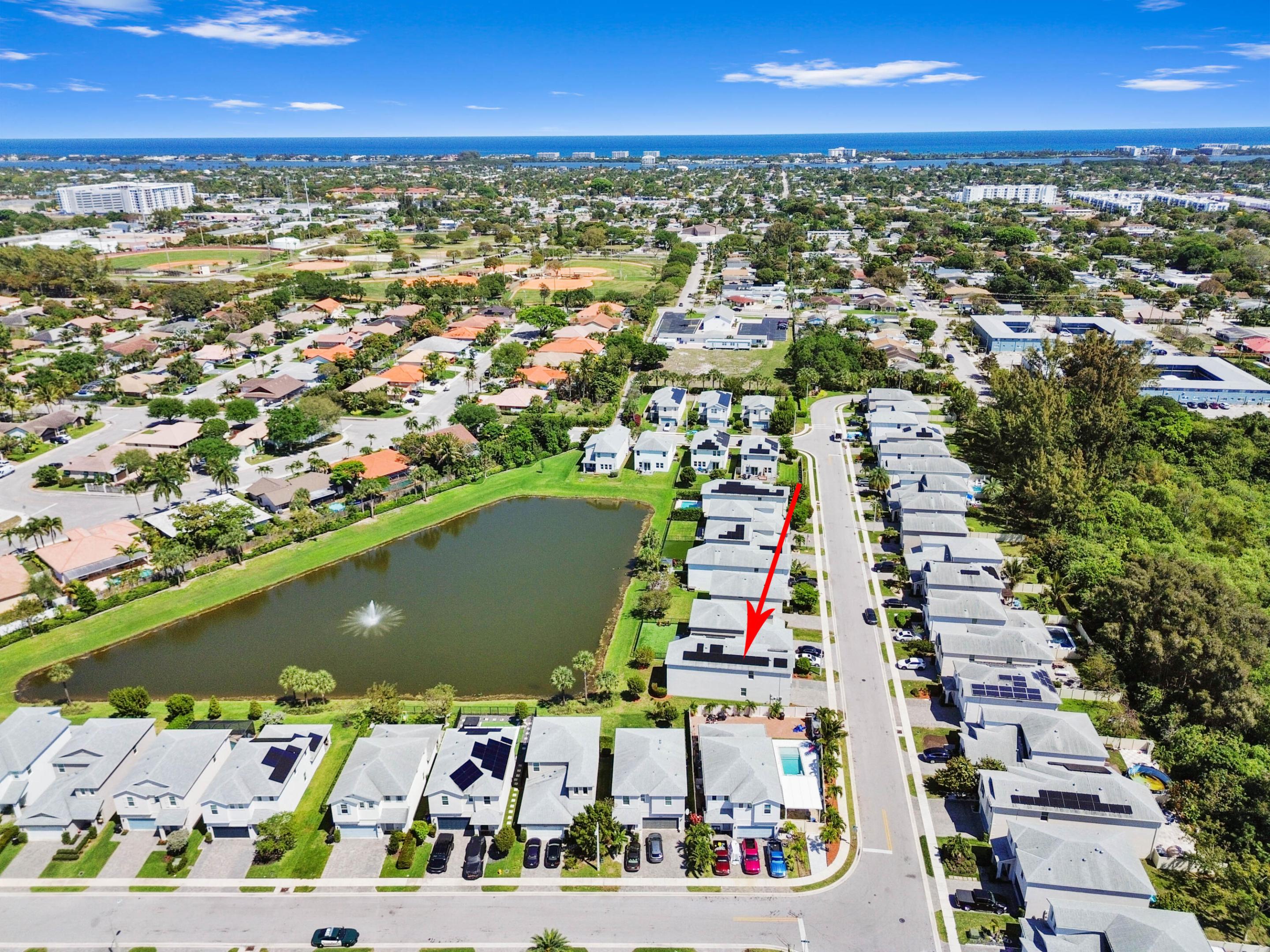 LAKE COVE OF LAKE WORTH - Residential