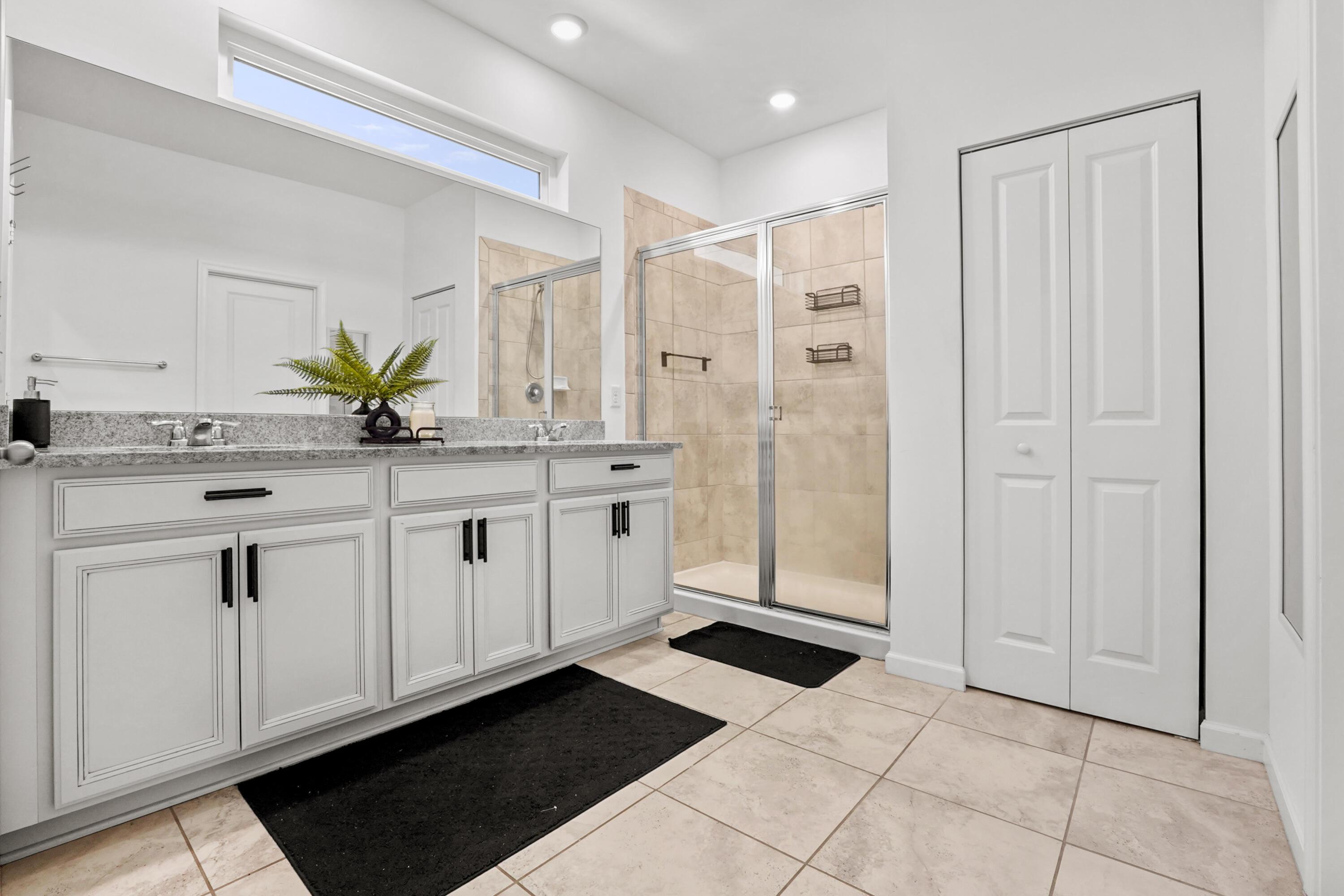 LAKE COVE OF LAKE WORTH - Residential