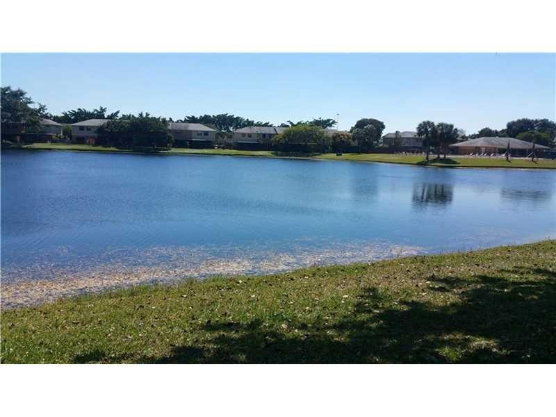 Pembroke Pointe Sec Two - Residential Lease