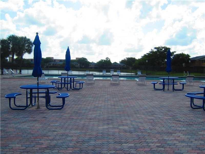 Pembroke Pointe Sec Two - Residential Lease