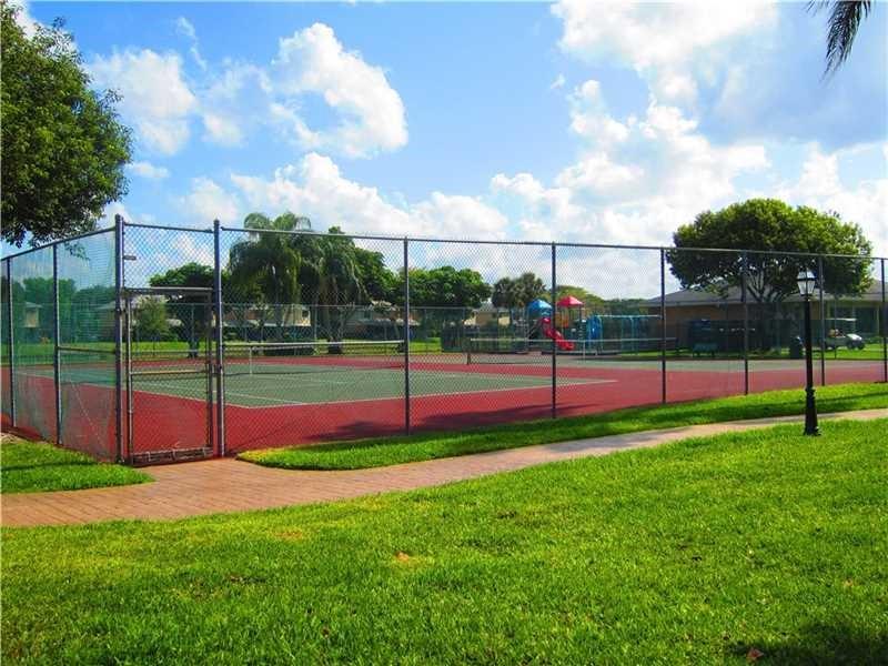 Pembroke Pointe Sec Two - Residential Lease