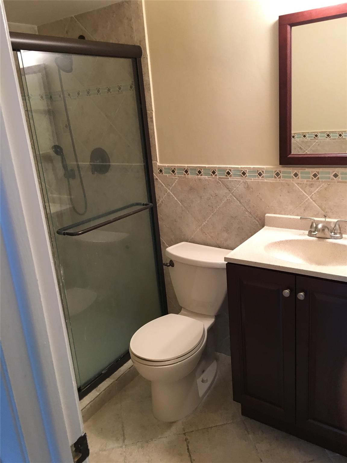 Pembroke Pointe Sec Two - Residential Lease