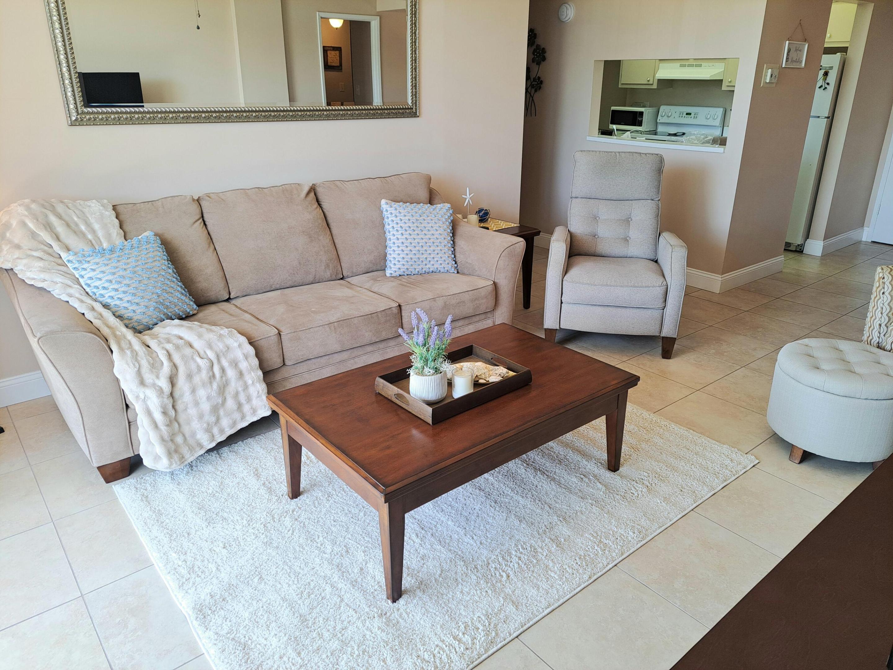 ISLAND CLUB TWO CONDO - Residential