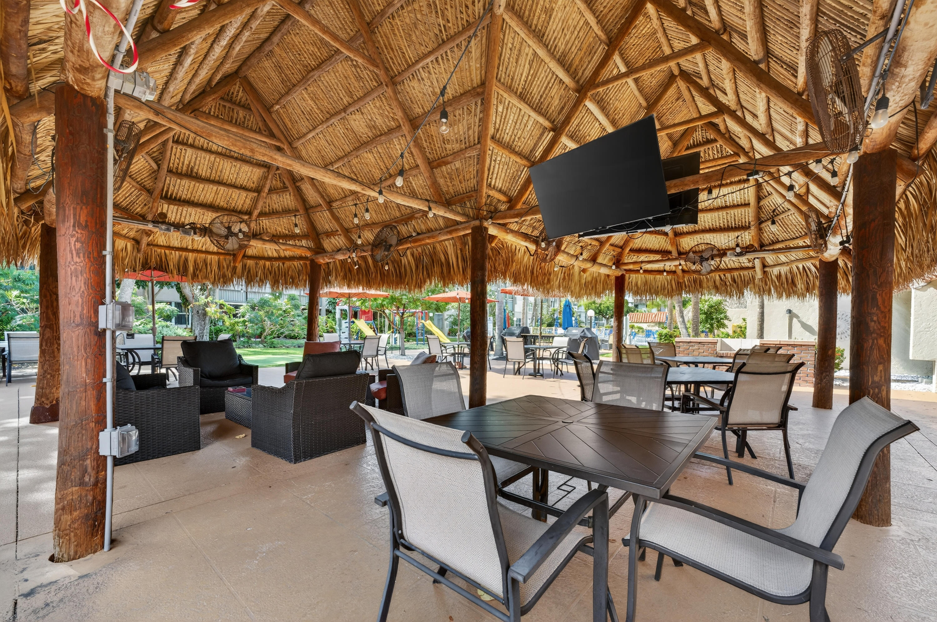 ISLAND CLUB TWO CONDO - Residential