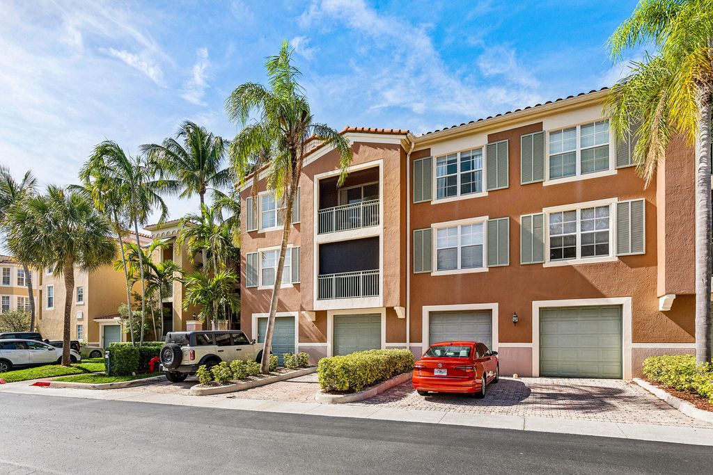 Photo of 11770 St Andrews Place #304, Wellington, FL 33414 (MLS # B26011851)