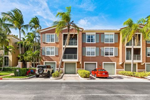 Photo of 11770 St Andrews Place #304, Wellington, FL 33414 (MLS # B26011851)