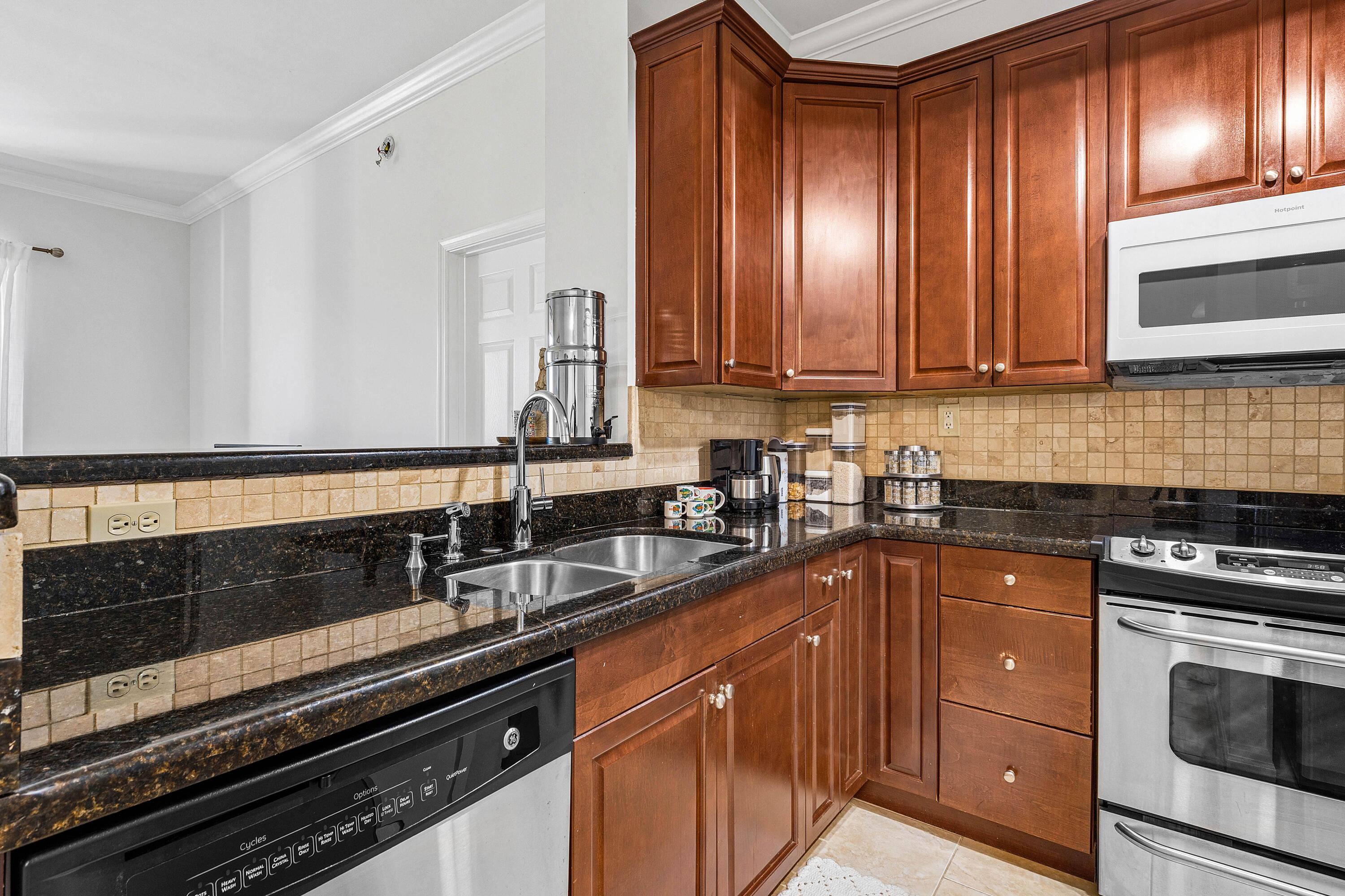 ST ANDREWS AT POLO CLUB CONDO - Residential