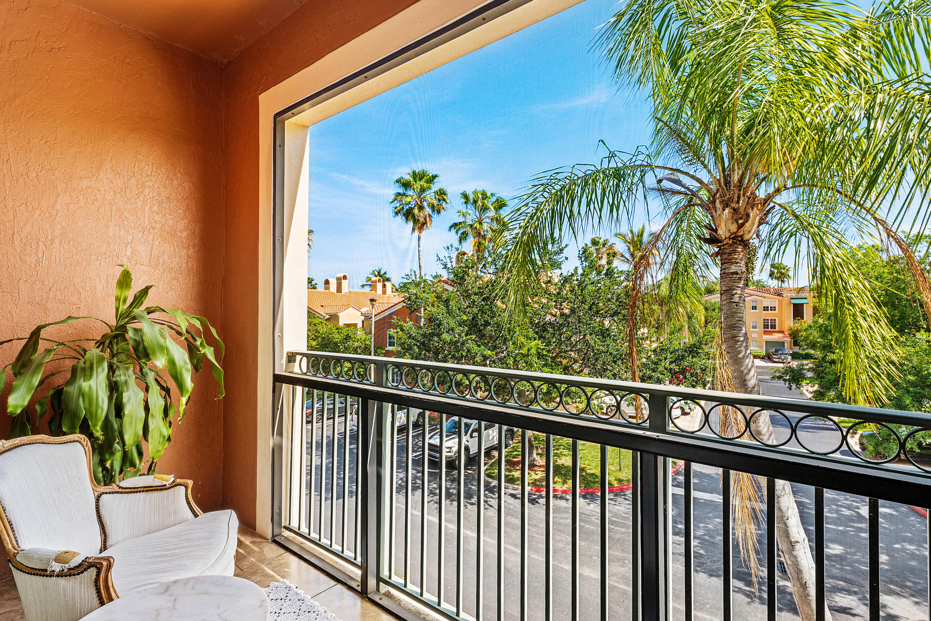 ST ANDREWS AT POLO CLUB CONDO - Residential