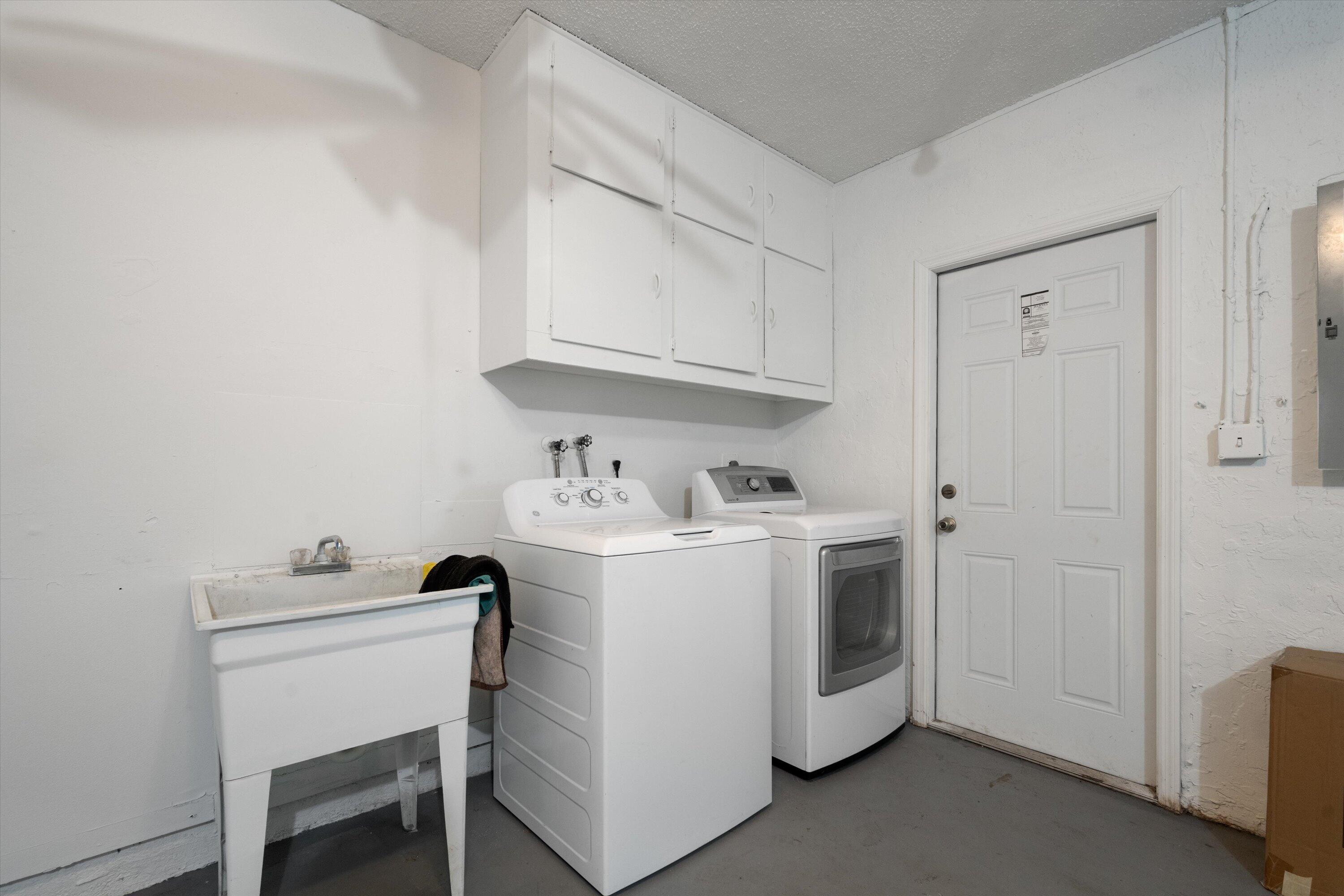 EASTWOOD OF WELLINGTON - Residential