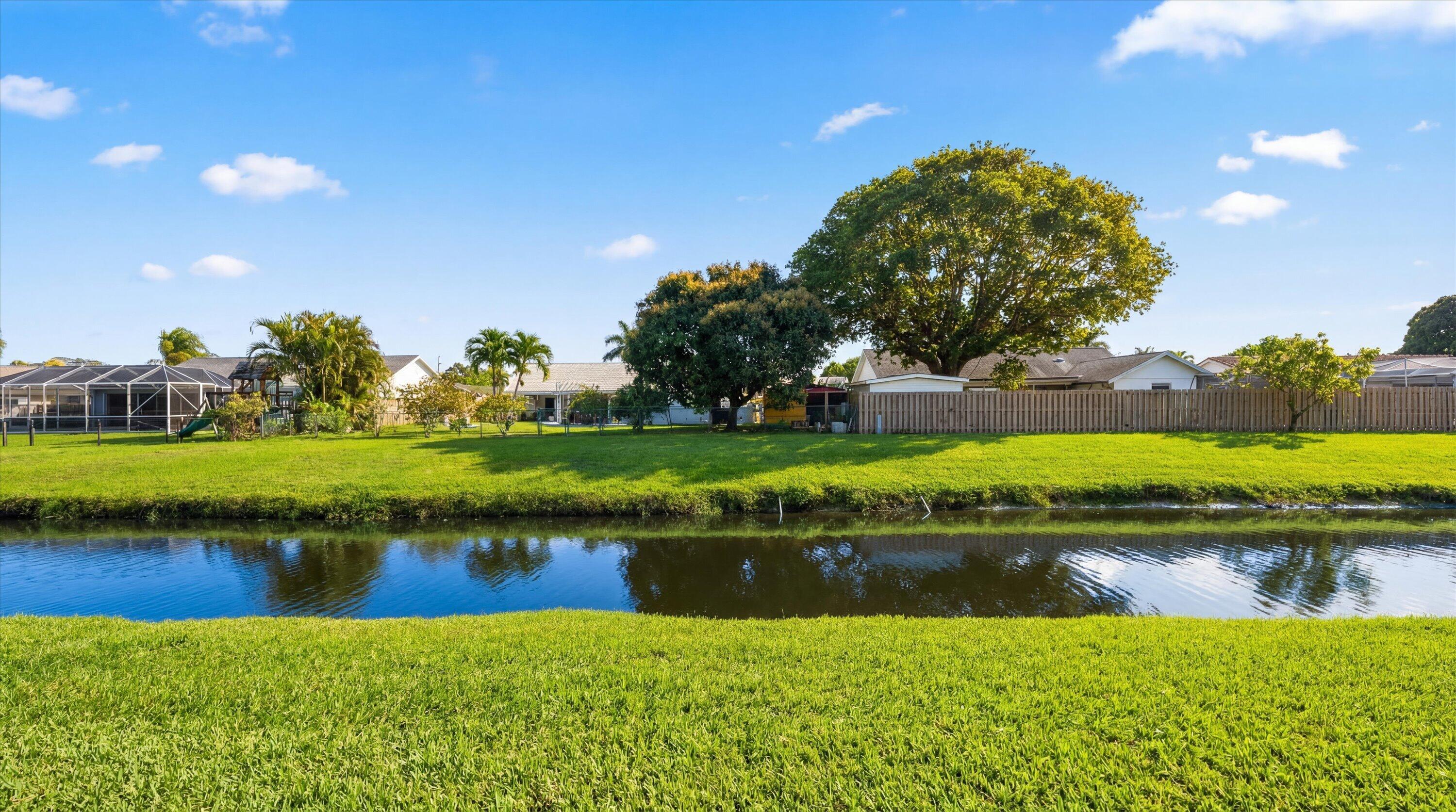 EASTWOOD OF WELLINGTON - Residential