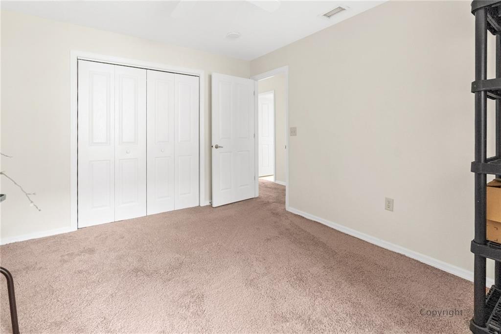 LINKS AT SEVEN HILLS UNIT - Residential