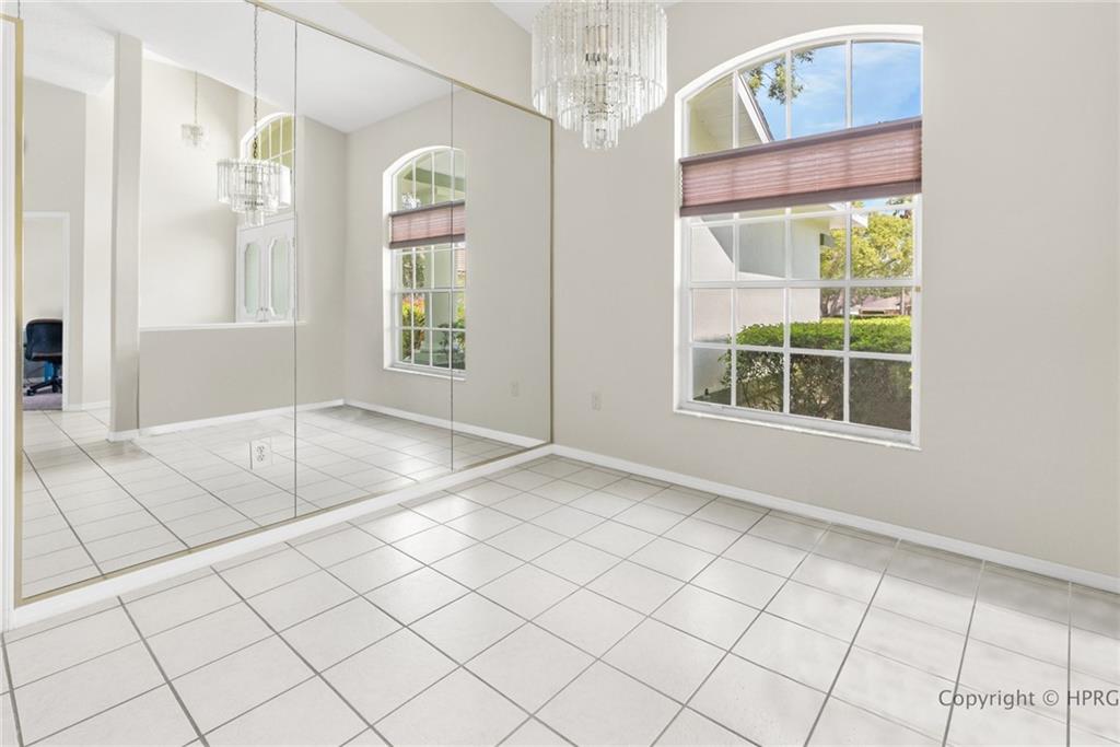 LINKS AT SEVEN HILLS UNIT - Residential