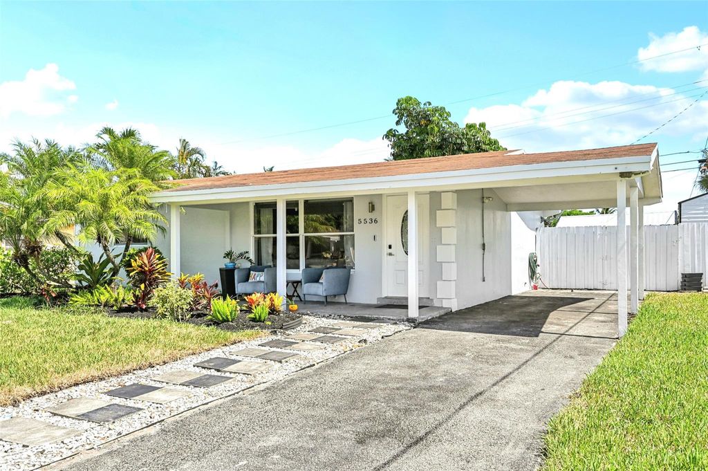 Photo of 5536 SW 6th Ct, Margate, FL 33068 (MLS # F10506897)