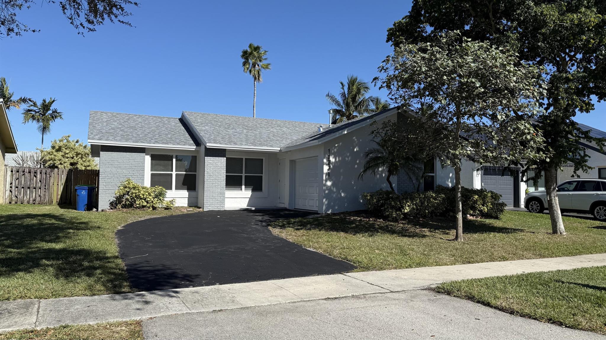 11771 NW 37 Street