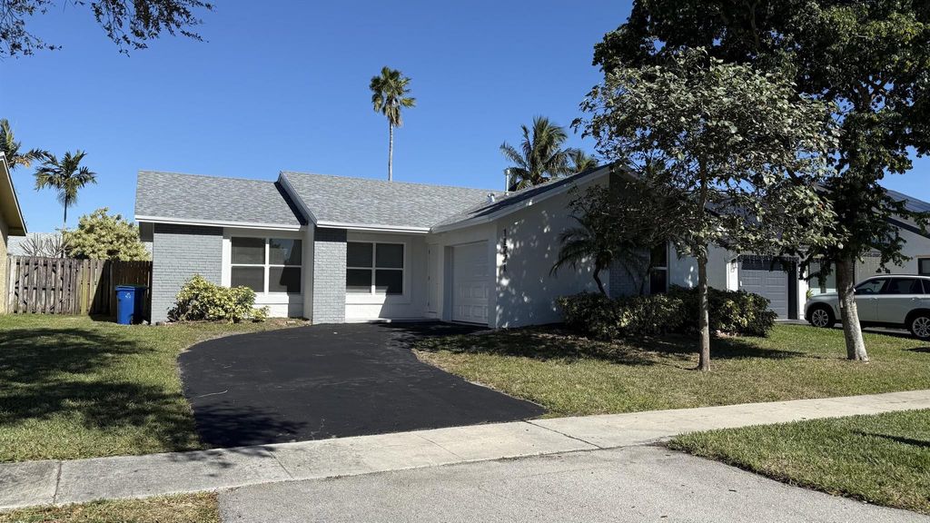 Photo of 11771 NW 37 Street, Sunrise, FL 33323 (MLS # R11083177)