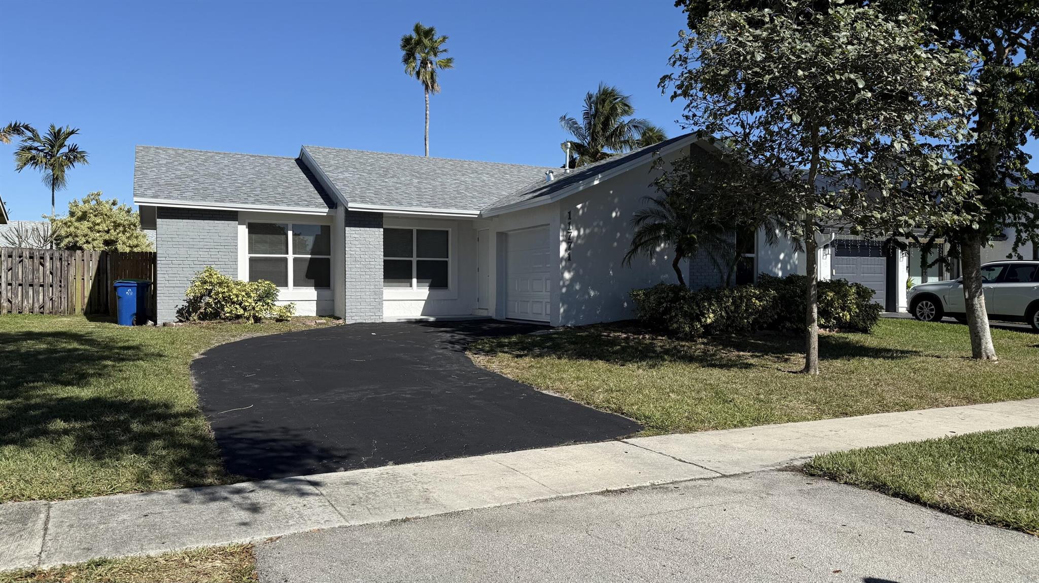 11771 NW 37 Street