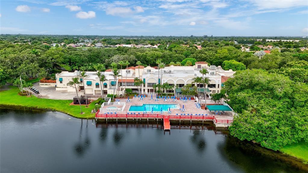 WHITEHALL OF PINE RIDGE - Residential