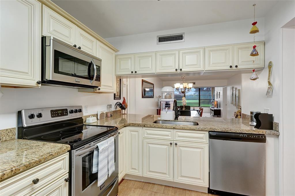 WHITEHALL OF PINE RIDGE - Residential